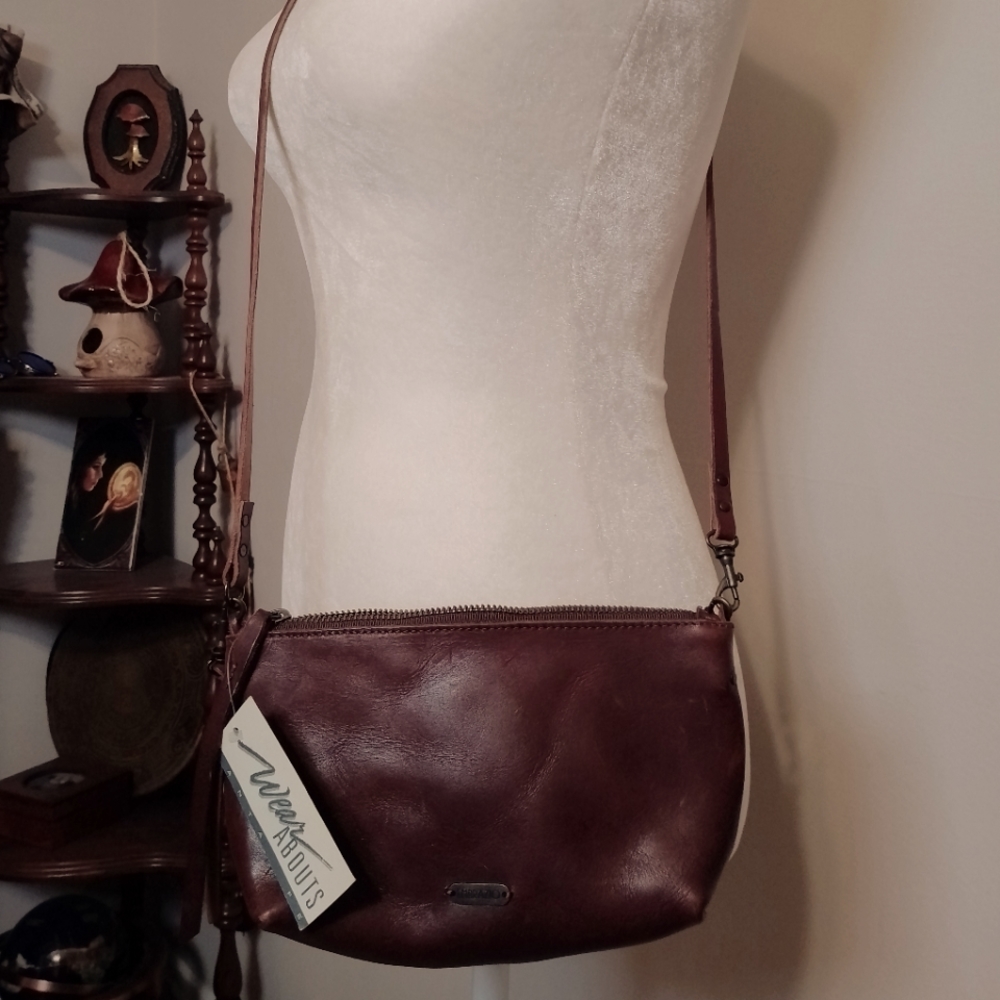 NWT Embrazio brown leather convertible purse